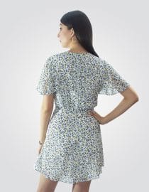Vestido con Flores Azules - Image 3
